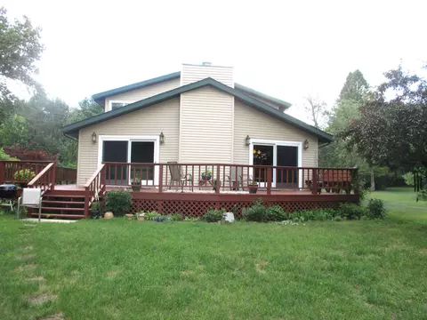 272 Carriage Rd, Montello, WI 53949