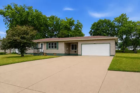 503 11th St, Brodhead, WI 53520