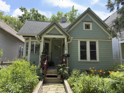 1229 E Dayton St, Madison, WI 53703