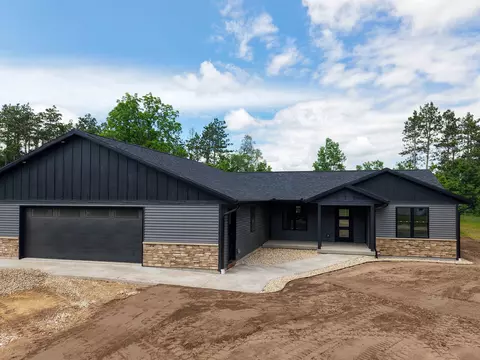 352 Lisa St, Muscoda, WI 53573