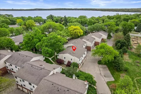 5518 Century Ave #2, Middleton, WI 53562