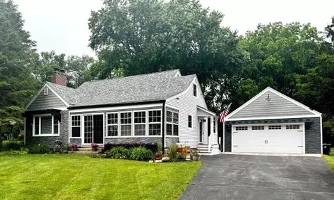 367 S Lawson Dr, Green Lake, WI 54941