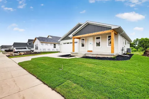 1061 Kamperschroer Way, Sun Prairie, WI 53590