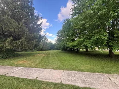 734 Parkview Dr, Milton, WI 53563