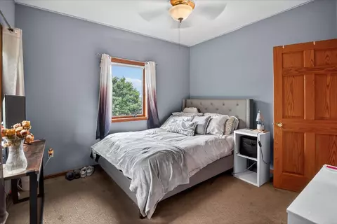 Bedroom - 100 E Gonstead Rd, Mount Horeb, WI 53572 photo 2 of 15