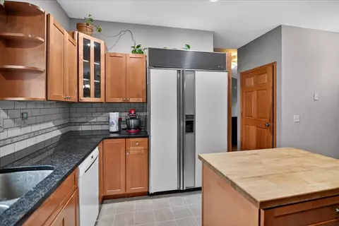 Kitchen - 100 E Gonstead Rd, Mount Horeb, WI 53572 photo 4 of 5