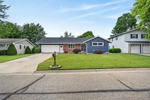 1515 30th Ave, Monroe, WI 53566