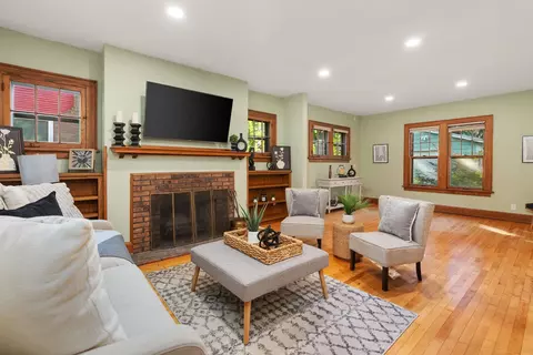 2221 Keyes Ave, Madison, WI 53711