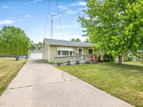 1431 Garfield Ave, Beloit, WI 53511