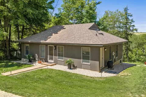 s589 Mockingbird Court, La Valle, WI 53941