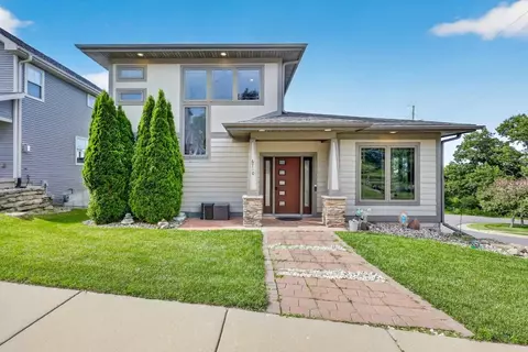 6710 S Chickahauk Trl, Middleton, WI 53562