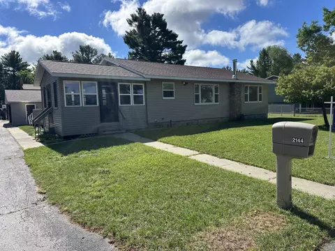 2144 Market St, Friendship, WI 53934
