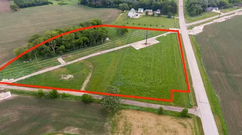 N9667 County C Road, Fox Lake, WI 53933