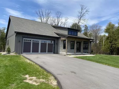 10633 Cove Ln, Sister Bay, WI 54234