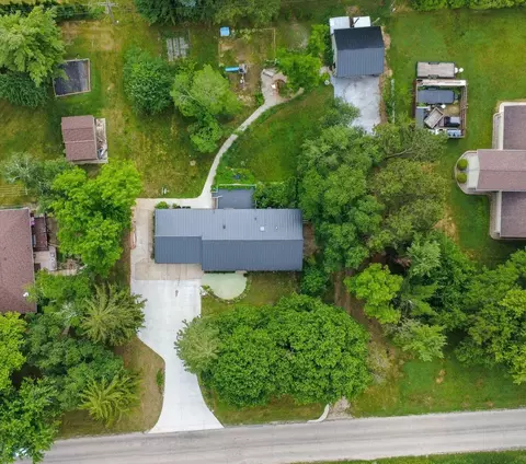 n1544 Poeppel Road, Fort Atkinson, WI 53538