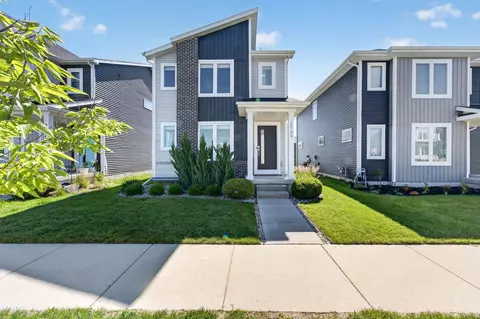2569 Wildcat Dr, Fitchburg, WI 53711