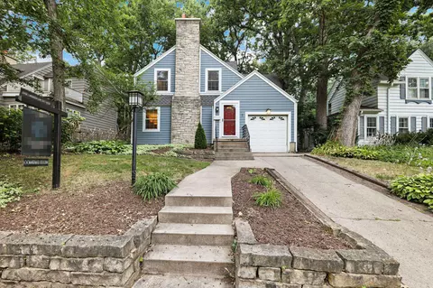4138 Hiawatha Dr, Madison, WI 53711