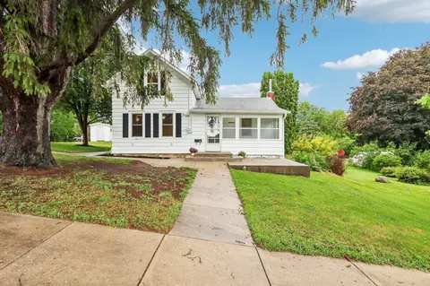 156 Chestnut St, Lodi, WI 53555