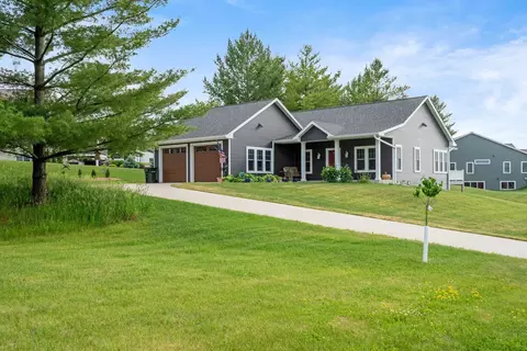 Exterior - 364 Drumlin Loop, Ripon, WI 54971 photo 12 of 16