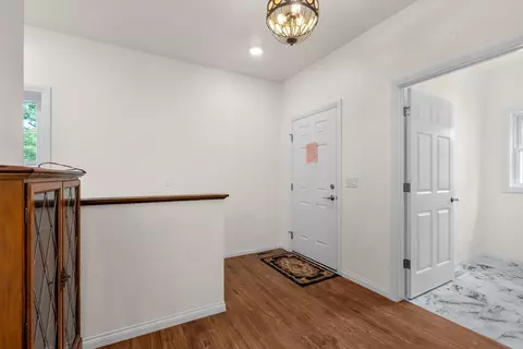 Entry Way - 364 Drumlin Loop, Ripon, WI 54971 photo 2 of 3