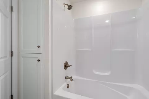 Bath - 364 Drumlin Loop, Ripon, WI 54971 photo 8 of 8