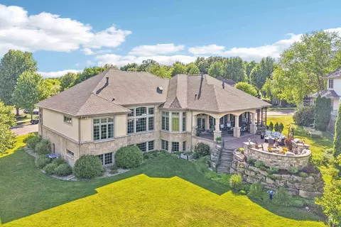 1222 Bongard Dr, Waunakee, WI 53597