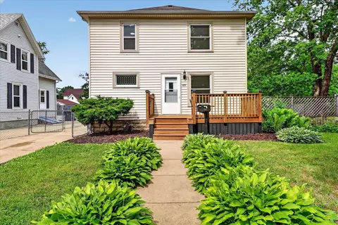 625 Yuba St, Janesville, WI 53545
