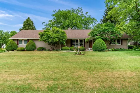 535 Danielson Dr, Darien, WI 53114