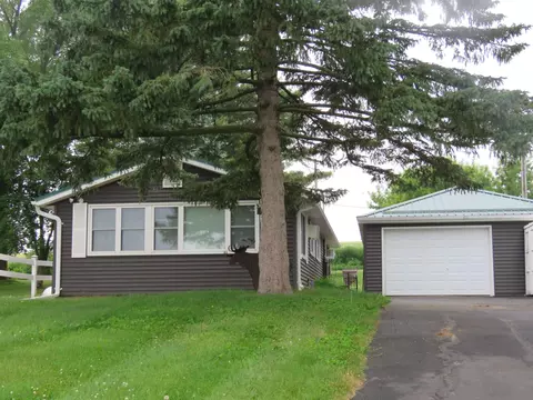 N9380 Idle Drive, Randolph, WI 53956