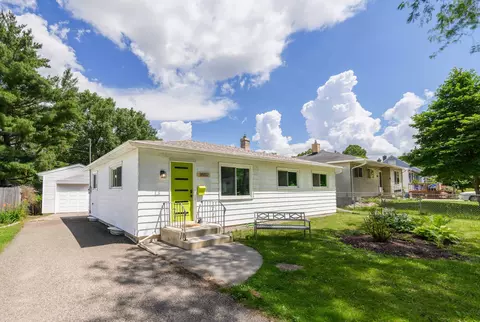 3902 Paus St, Madison, WI 53714