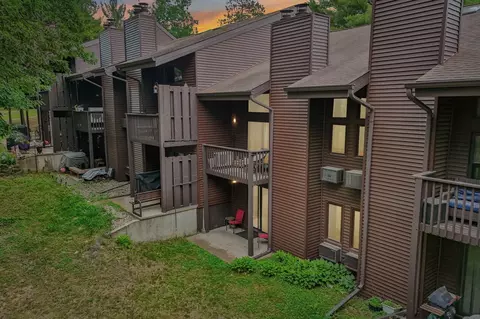 9 Maple Trl, Wisconsin Dells, WI 53965