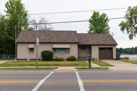 329 Underwood Ave, Montello, WI 53949
