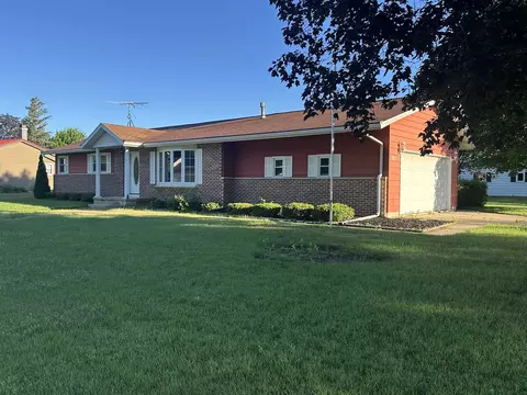 207 Cedar Ave, Brodhead, WI 53520
