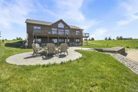 n8605 South Log Cabin Court, New Lisbon, WI 53950