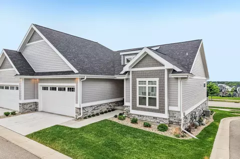 1142 Irene Ct, Waunakee, WI 53597