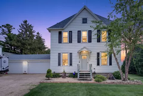 w6513 County Road K, Arlington, WI 53911