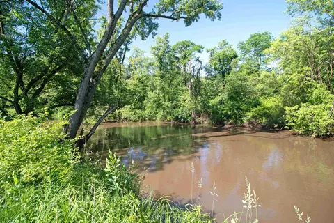10 28 Acres State Hwy 60, Lone Rock, WI 53556