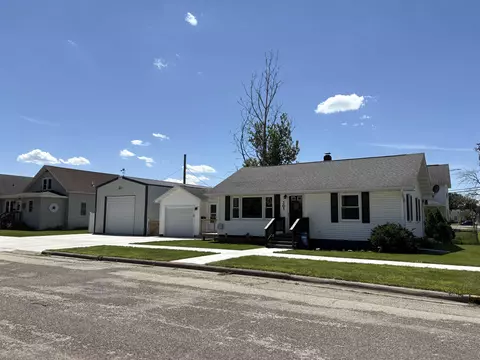 301 S Ohio St, Prairie Du Chien, WI 53821