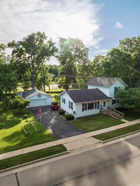 309 N Mechanic St, Albany, WI 53502