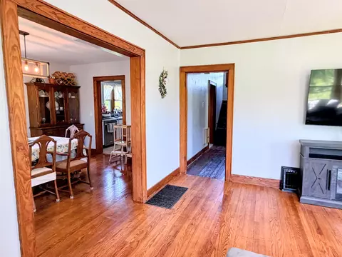 Entry Way - 303 Booth Ln, Mcgregor, IA 52157 photo 1 of 2