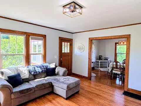 Living - 303 Booth Ln, Mcgregor, IA 52157 photo 3 of 3