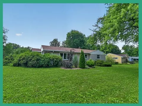 400 Frost Woods Rd, Monona, WI 53716