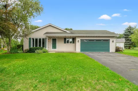 6302 Dylyn Dr, Madison, WI 53719