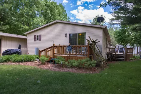 Exterior - 5 Deer Run, Mauston, WI 53848 photo 8 of 11