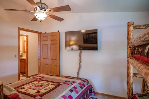 Bedroom - 5 Deer Run, Mauston, WI 53848 photo 8 of 8