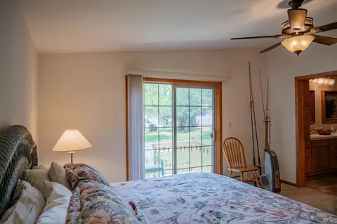 Bedroom - 5 Deer Run, Mauston, WI 53848 photo 2 of 8