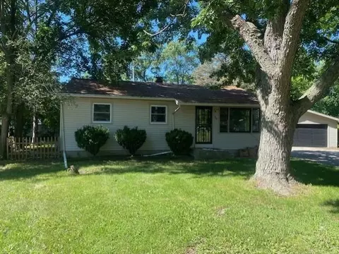 638 E Columbine Dr, Beloit, WI 53511
