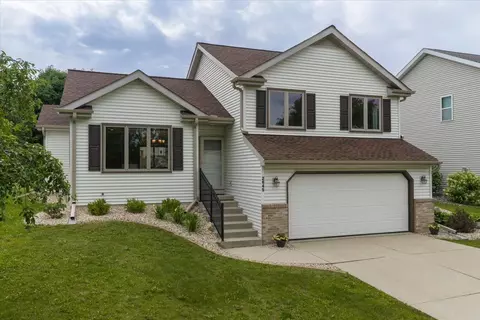 2645 Mica Rd, Fitchburg, WI 53711