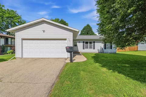 700 S Lincoln Ave, Beaver Dam, WI 53916