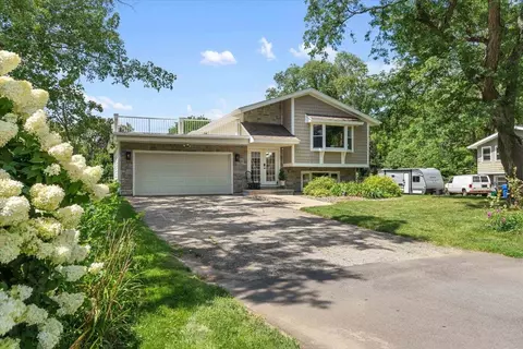 2321 Gold Dr, Fitchburg, WI 53711